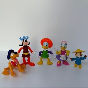VTG 90s Mickey Epcot Center World Showcase Adventure Disney Figures